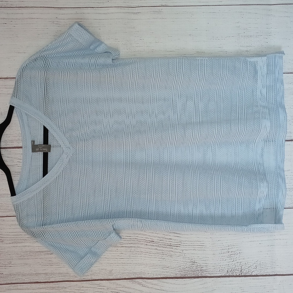 Sweaty Betty v-neck layering activewear workout top size medium